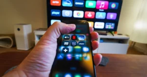 por-que-tanto-gente-ta-falando-de-app-de-tv-no-celular-ultimamente.webp